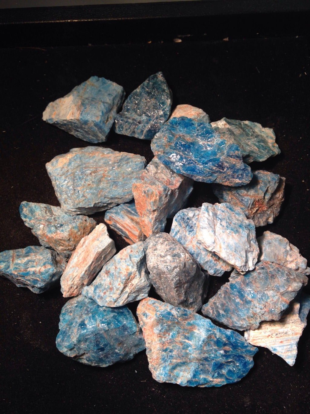 Rough Blue Apatite Stone