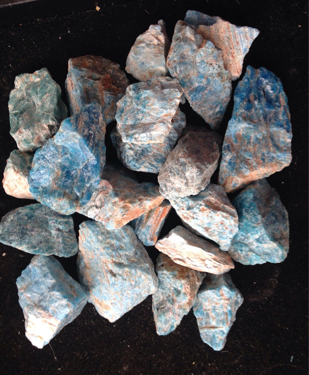Rough Blue Apatite Stone