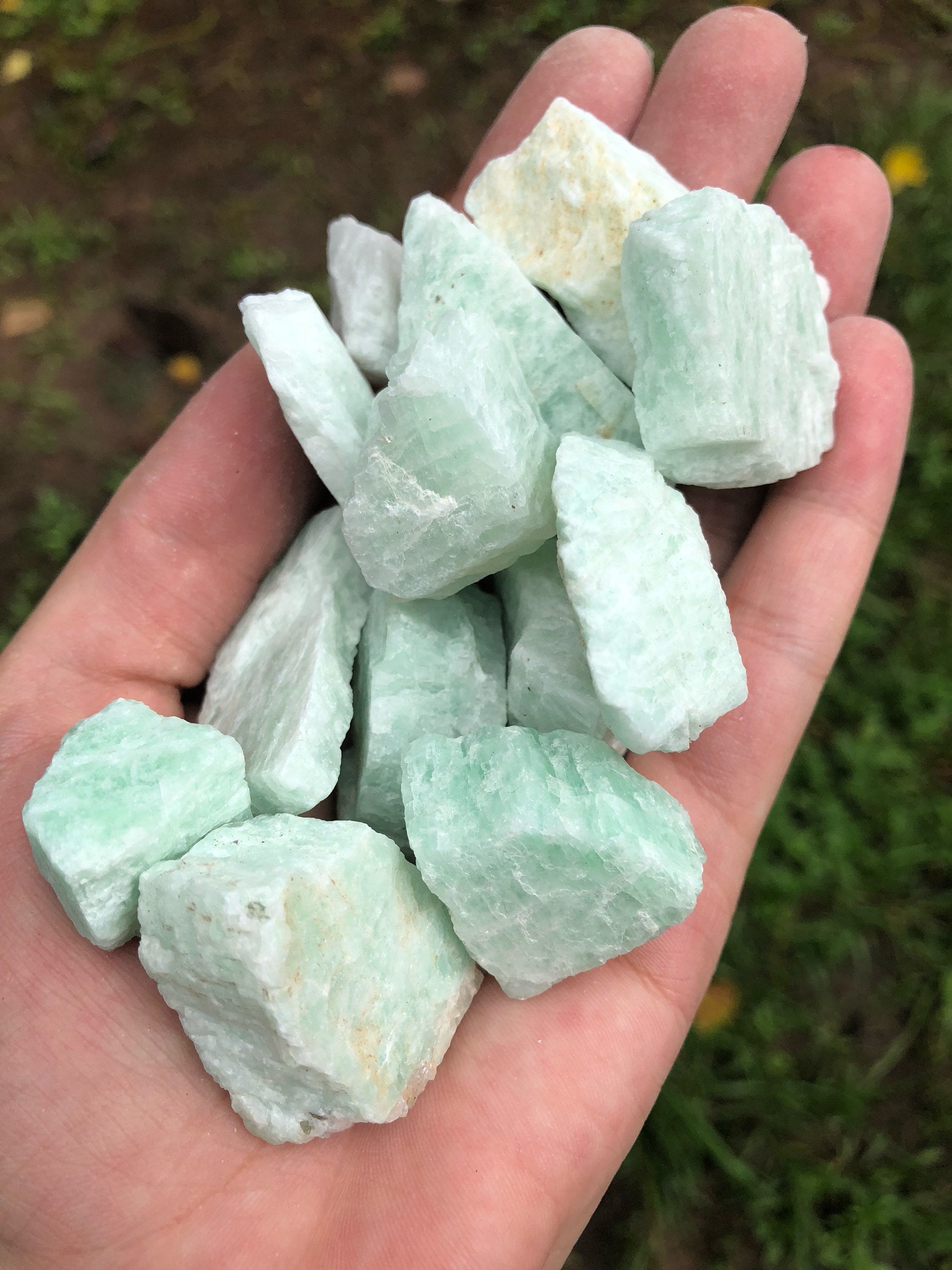 Amazonite (1 rough stone)