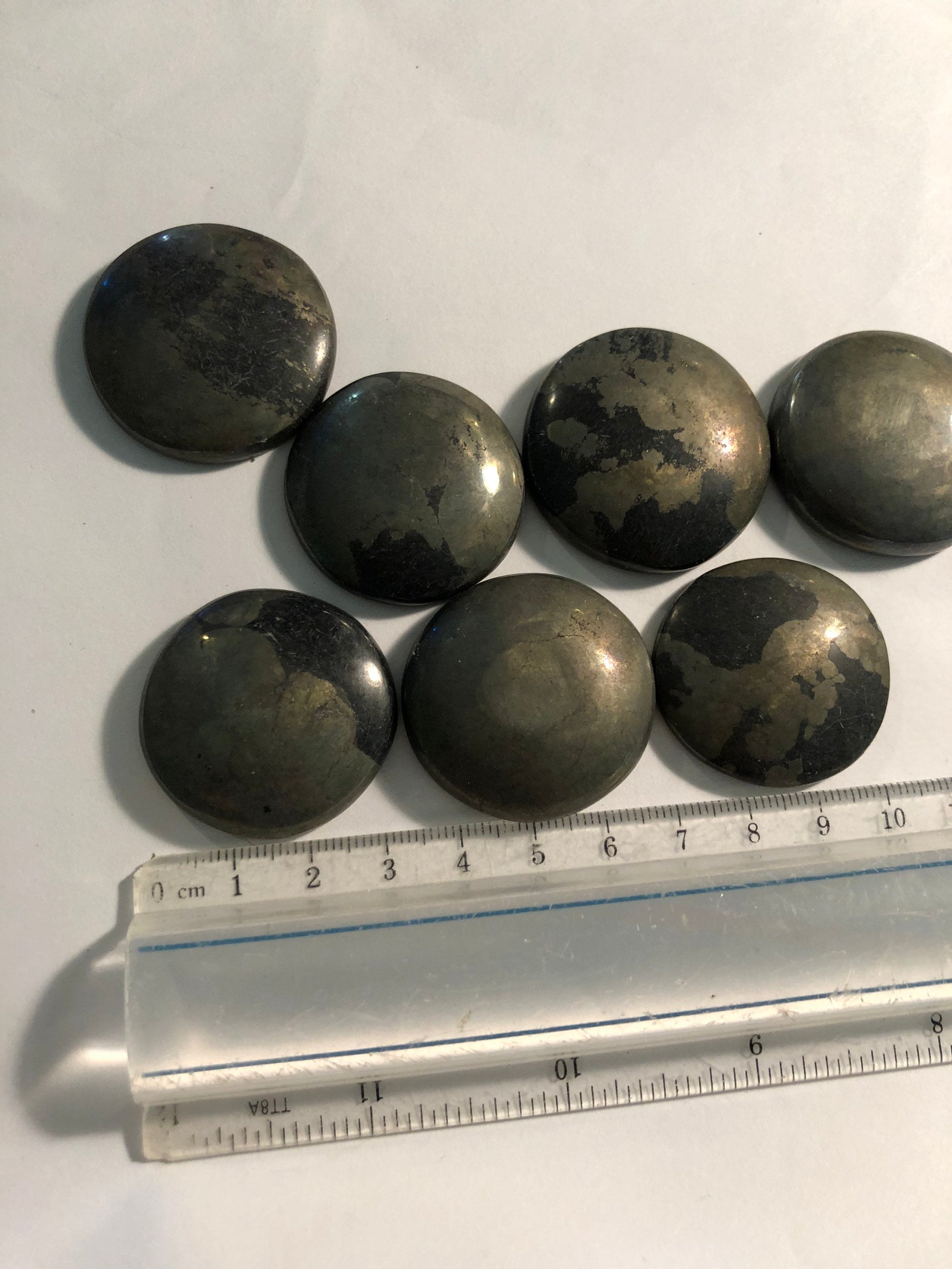 Pyrite Pocket Stone/Round Cabochon (1)