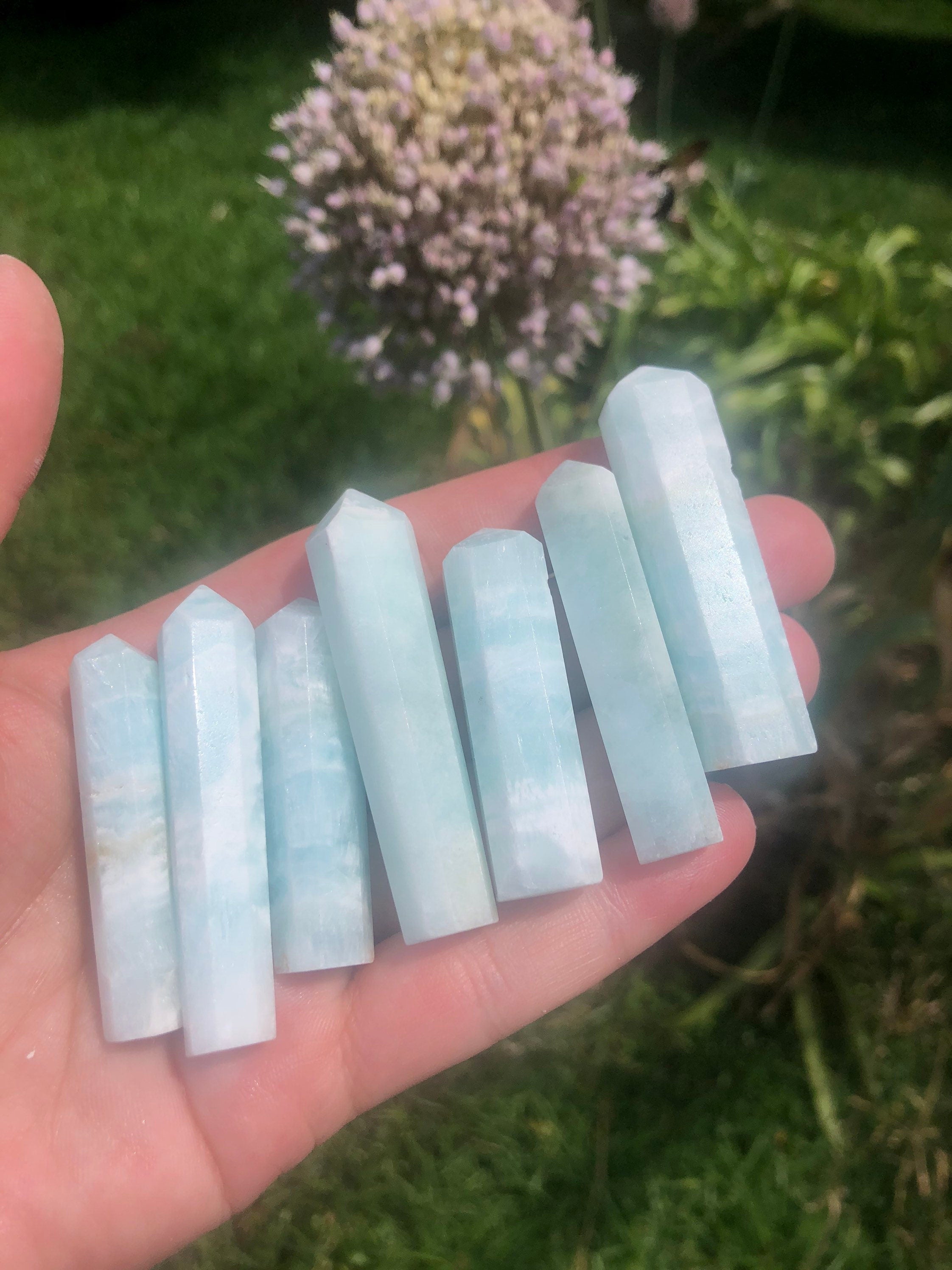 Caribbean Calcite Obelisk Tower Natural Stone Paint (1)