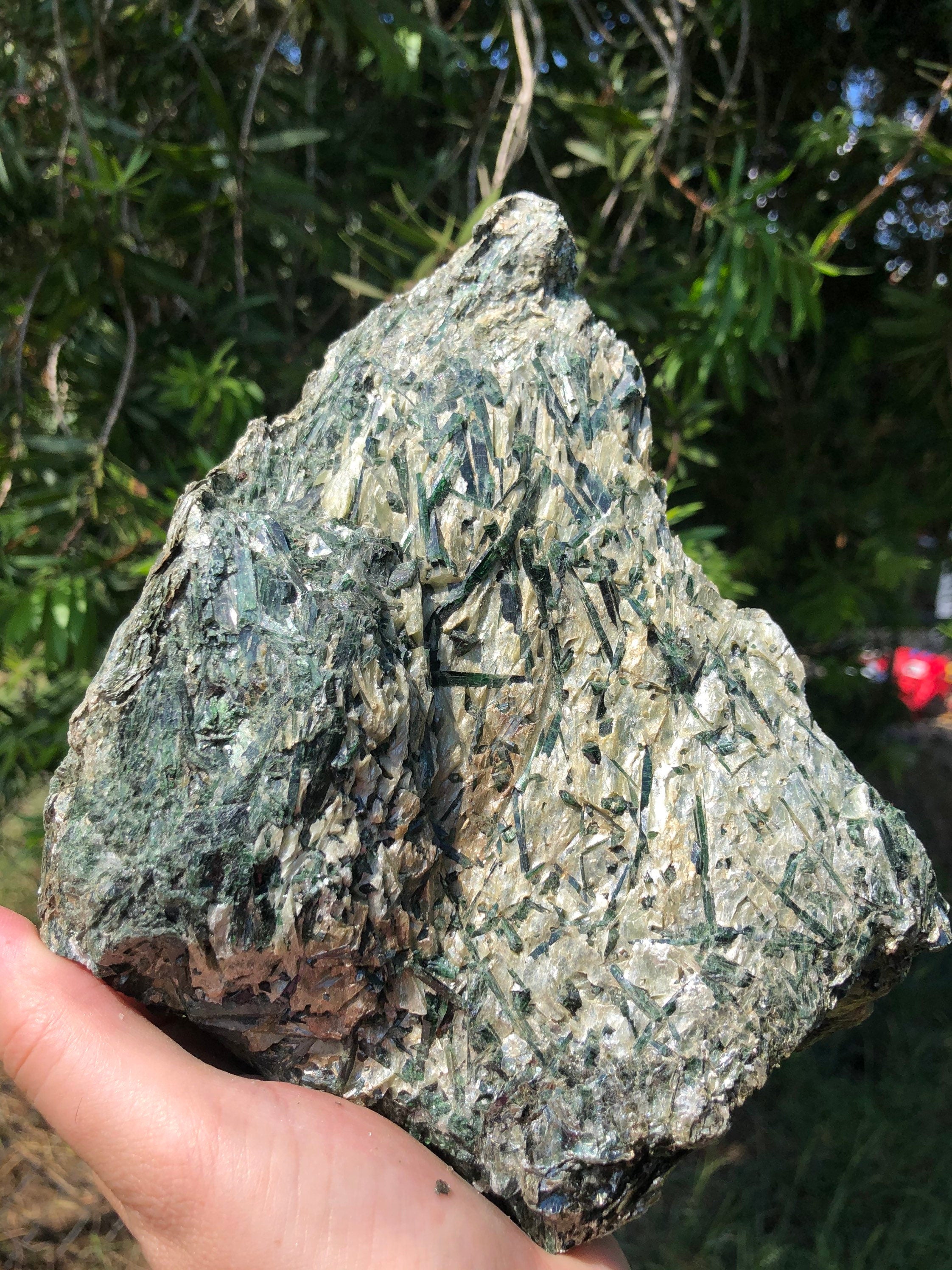 Huge 5.75lb Chrome Diopside Crystals loaded in Matrix