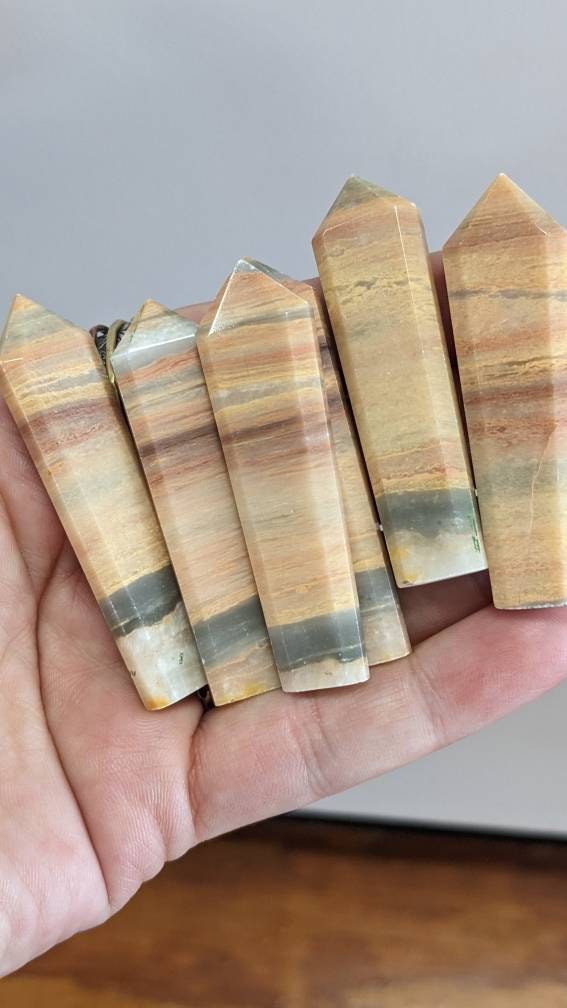 Banded Calcite Obelisk Tower Natural Stone Point (1)