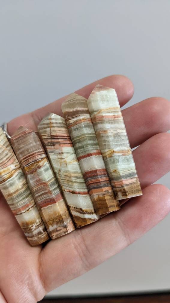 Banded Onyx Obelisk Tower Natural Stone Point (1)